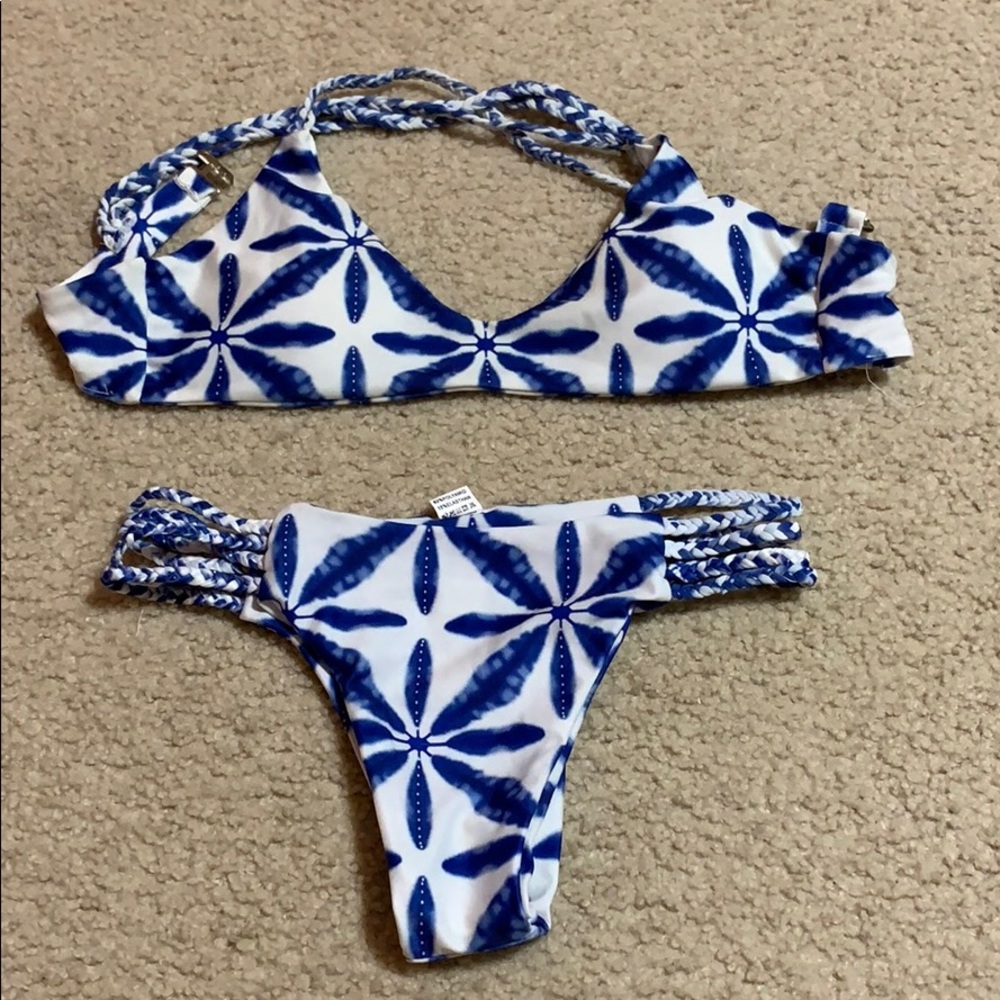 patterned bikini set